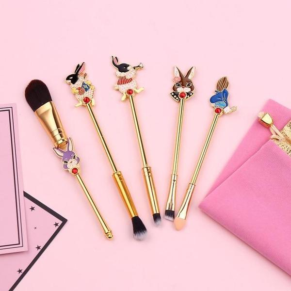 Alice in Wonderland Makeup Brushes